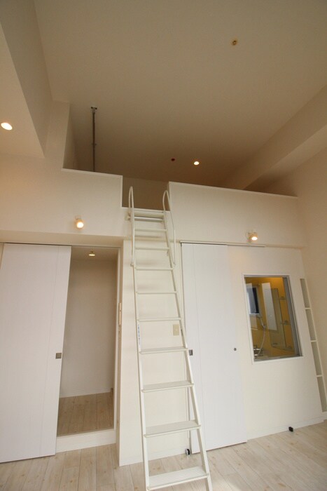 物件内観写真11　(居室)