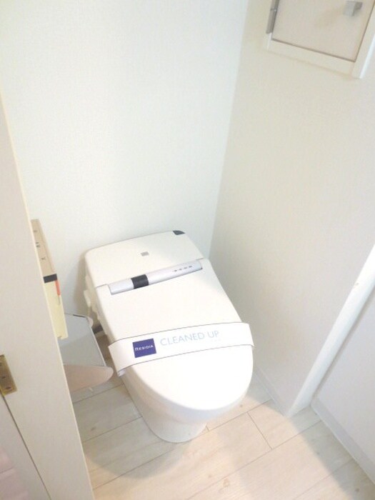 物件内観写真12　(トイレ)