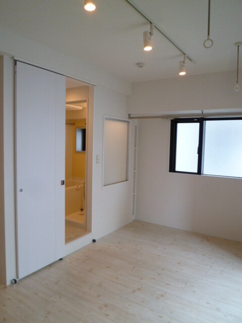 物件内観写真12　(居室)