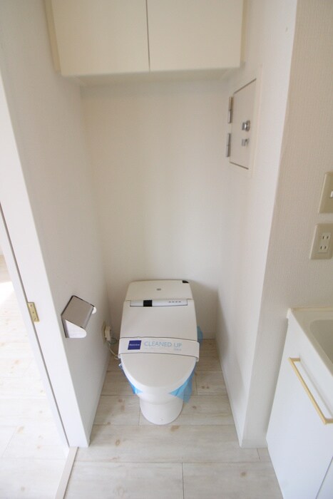 物件内観写真15　(トイレ)