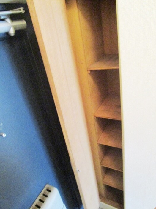 物件内観写真12　(靴箱)