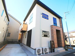 アレグリア新駒林外観写真