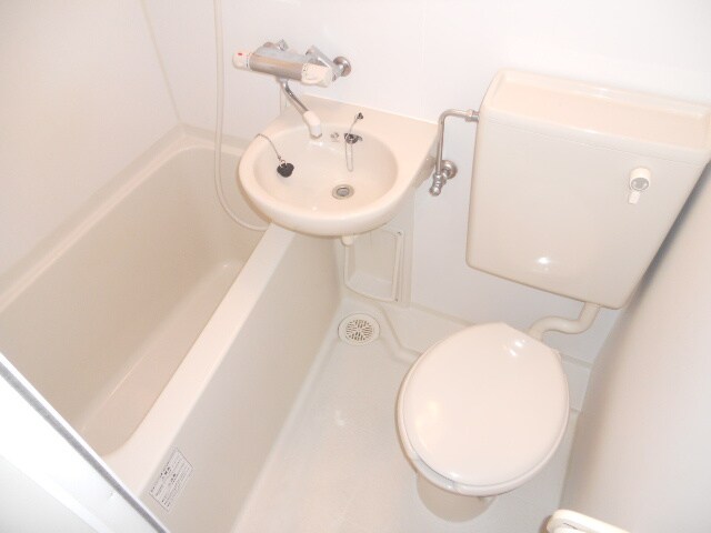 物件内観写真10　(バス／シャワールーム等)