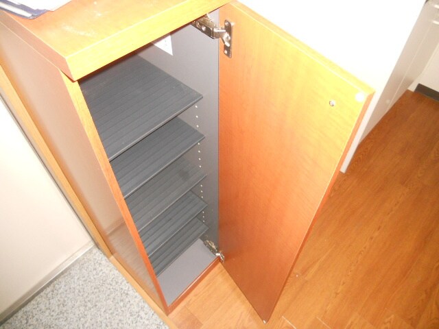 物件内観写真12　(靴箱)