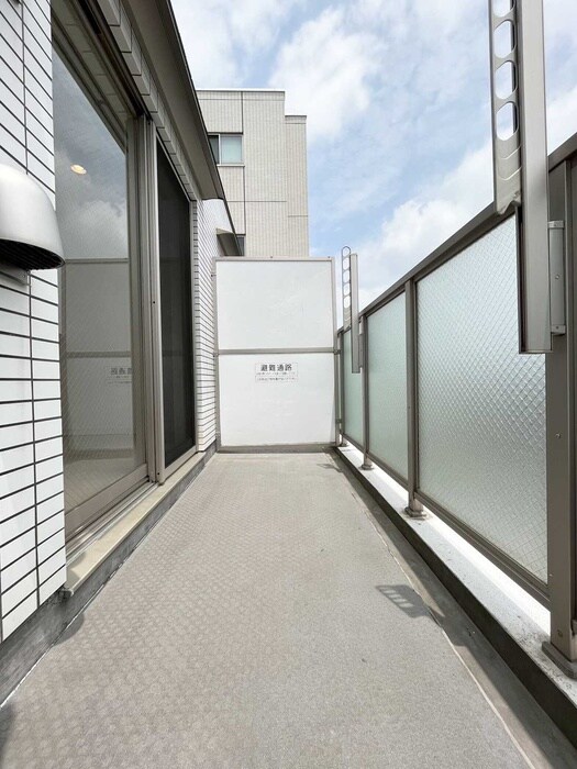 物件内観写真16　(ベランダ・バルコニー)