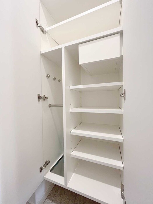 物件内観写真21　(靴箱)