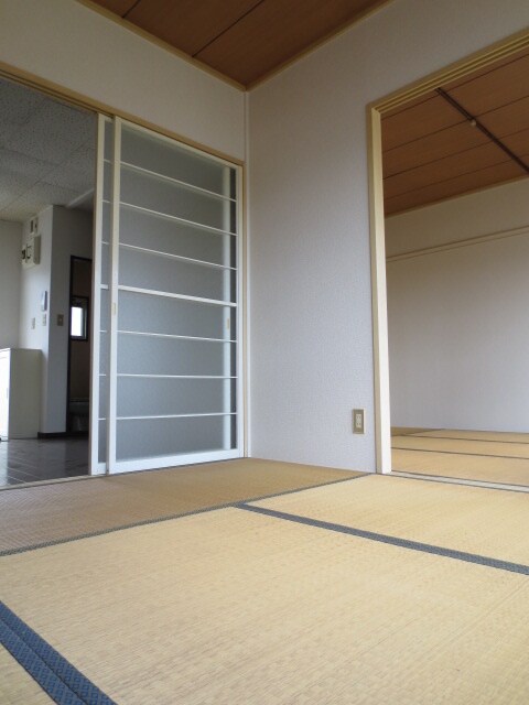 物件内観写真10　(居室)