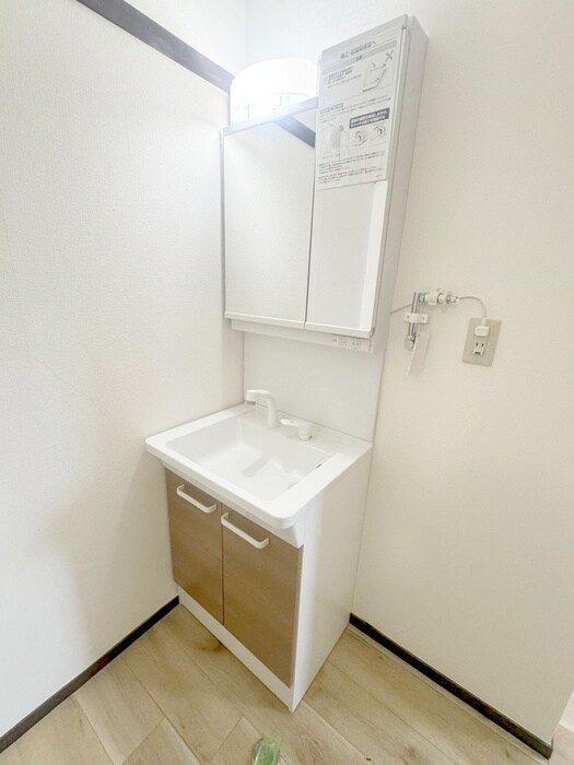 物件内観写真9　(洗面)