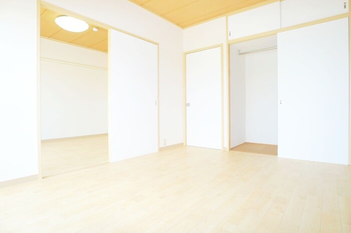 物件内観写真13　(居室)