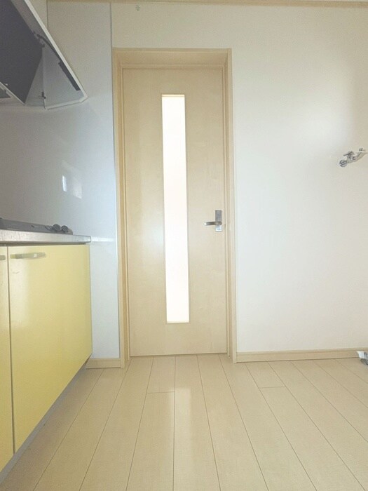 物件内観写真17　(廊下)