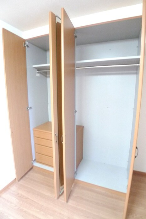 物件内観写真8　(収納)