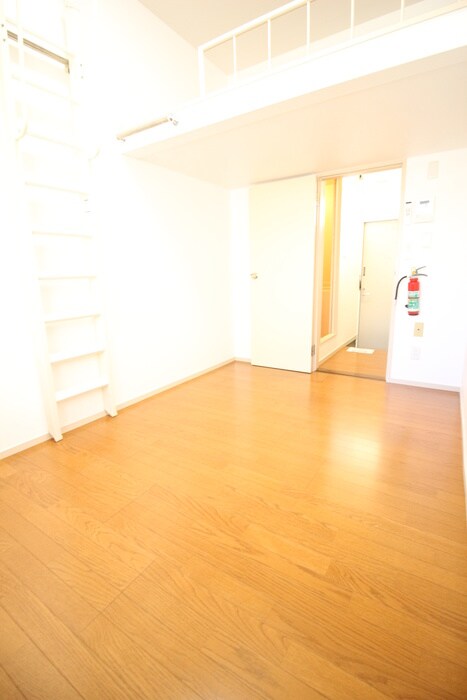 メゾン中和泉の居室