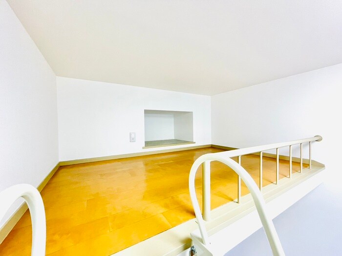 物件内観写真9　(ロフト)