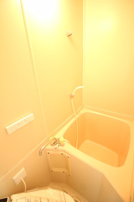 メゾン中和泉のバス