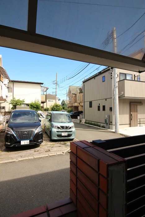 物件内観写真20　(室内からの展望)