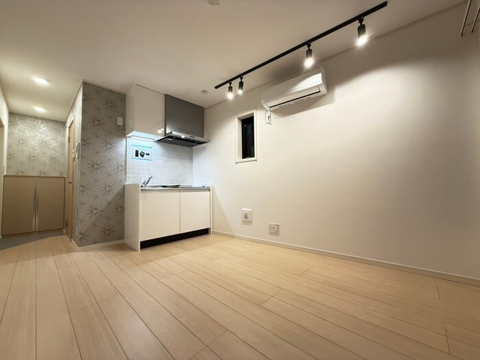 物件内観写真3　(居室)