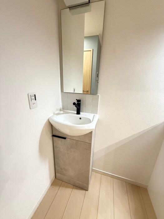 物件内観写真14　(洗面)