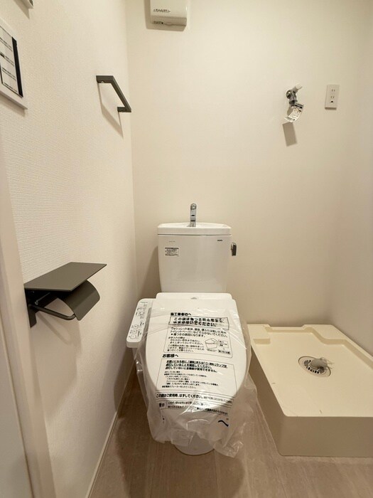 物件内観写真14　(トイレ)