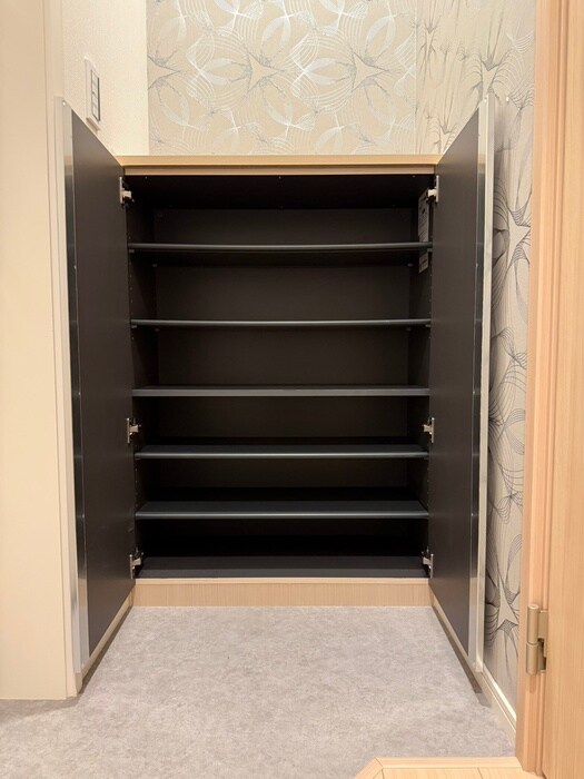 物件内観写真13　(靴箱)