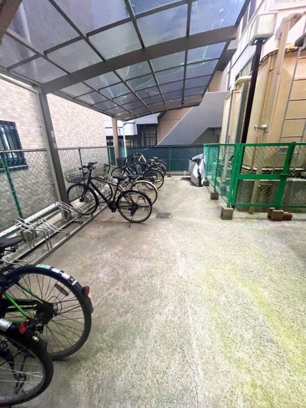 駐輪場