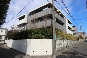 ラ・カーザ田園調布外観写真