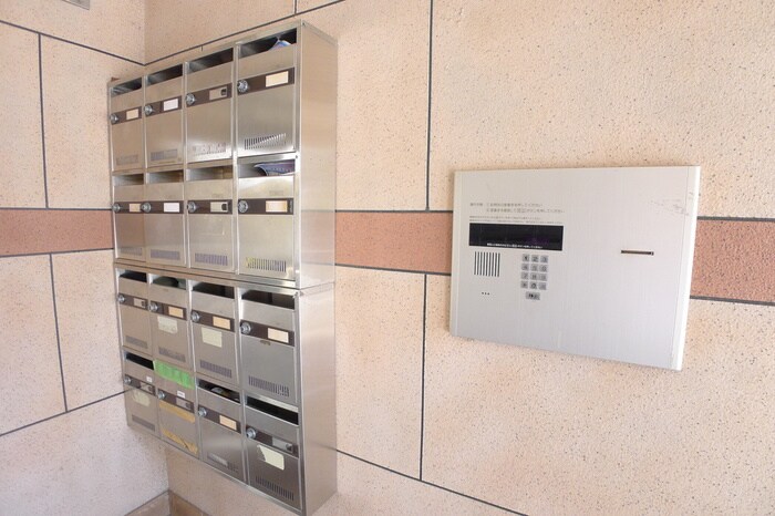 物件外観写真4　(建物設備)