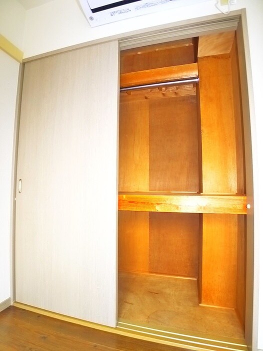 物件内観写真11　(収納)