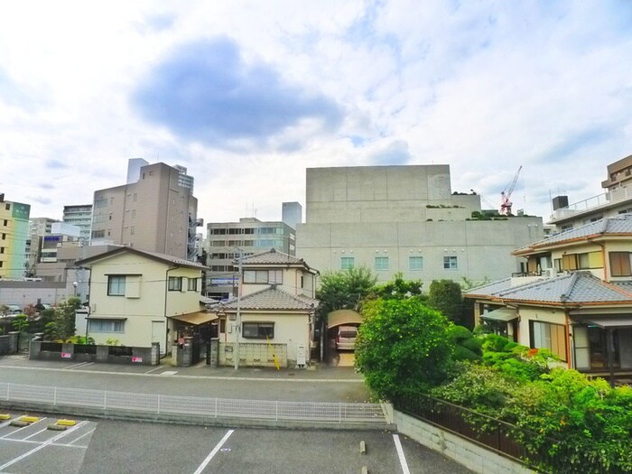 物件内観写真22　(室内からの展望)