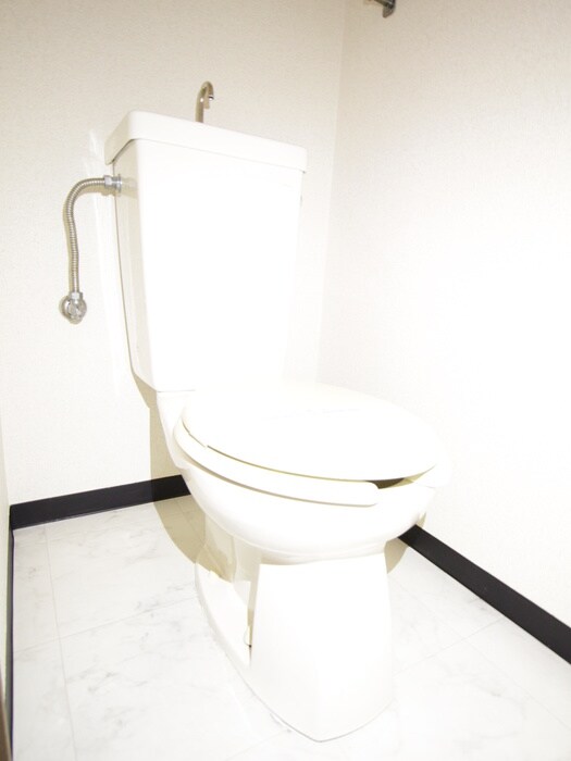 物件内観写真12　(トイレ)