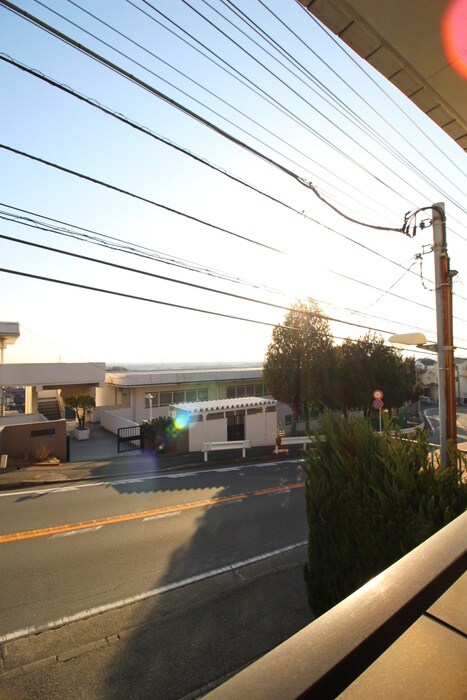 物件内観写真22　(室内からの展望)