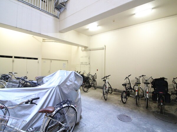 駐輪場