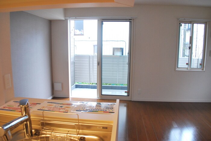 物件内観写真11　(居室)