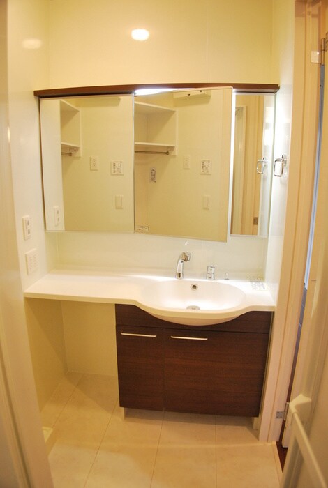 物件内観写真14　(洗面)