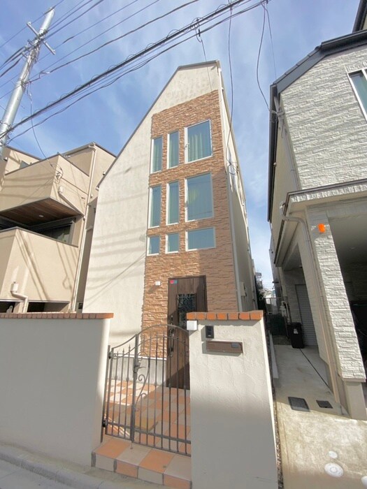 物件外観写真2　(外観写真)