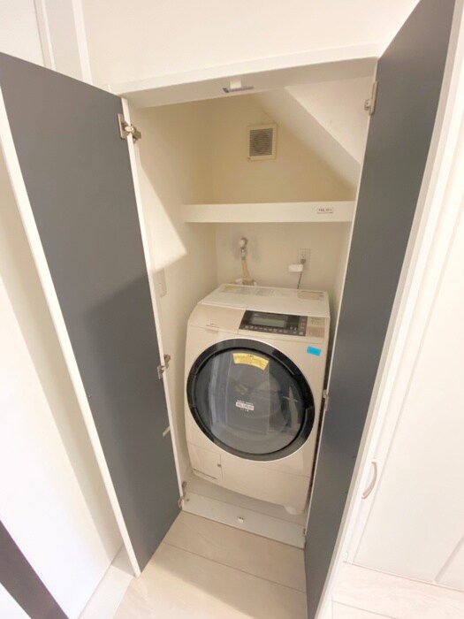 物件内観写真9　(洗濯機置場)