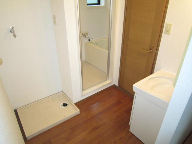 物件内観写真11　(洗面)