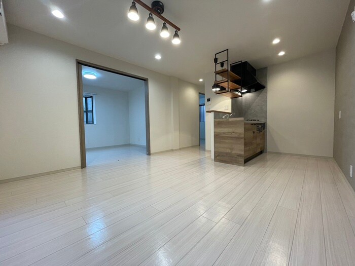 物件内観写真5　(居室)