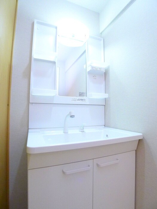 物件内観写真12　(洗面)