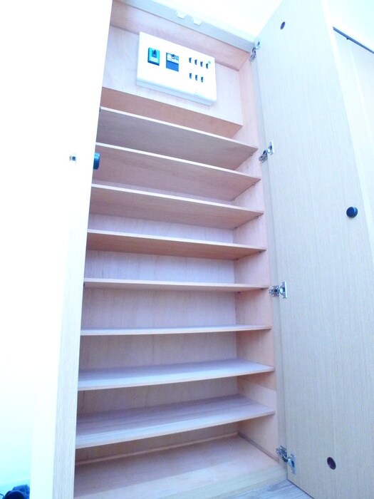 物件内観写真19　(靴箱)
