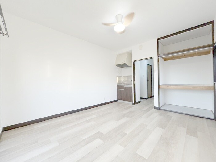 物件内観写真7　(居室)