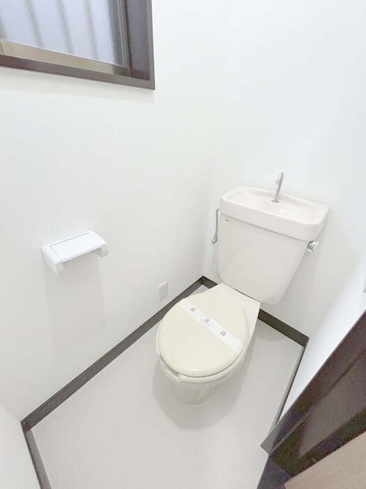 物件内観写真11　(トイレ)