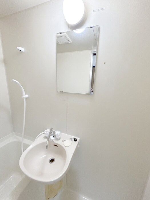 物件内観写真13　(洗面)