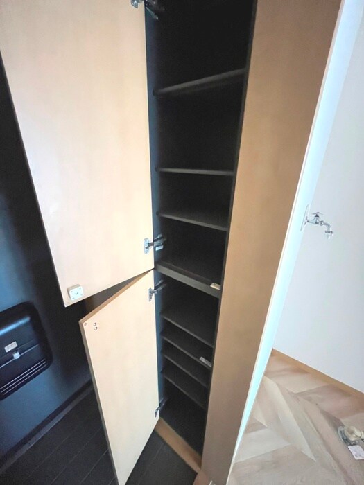 物件内観写真18　(靴箱)