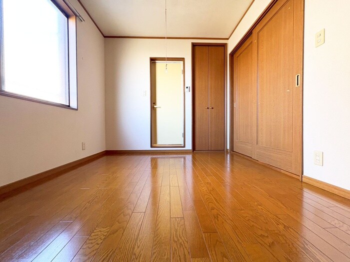 物件内観写真10　(居室)