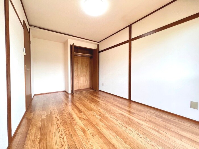 物件内観写真14　(居室)