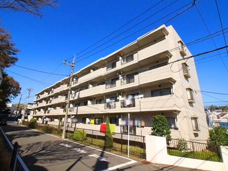 ファミ－ル田園Ⅱ外観写真
