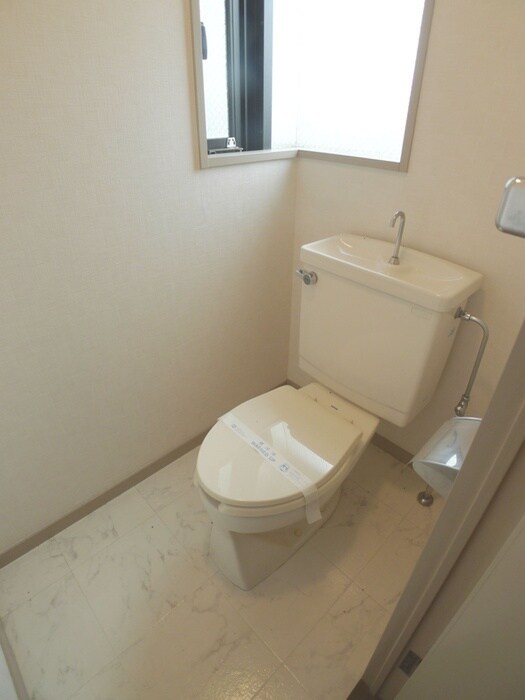 物件内観写真11　(トイレ)