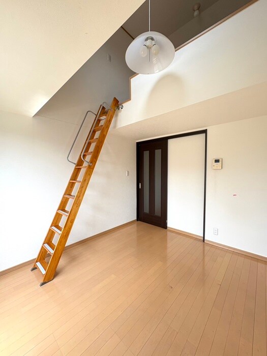 物件内観写真10　(居室)