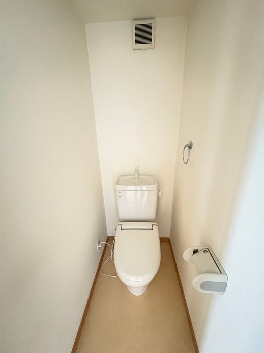 物件内観写真13　(トイレ)