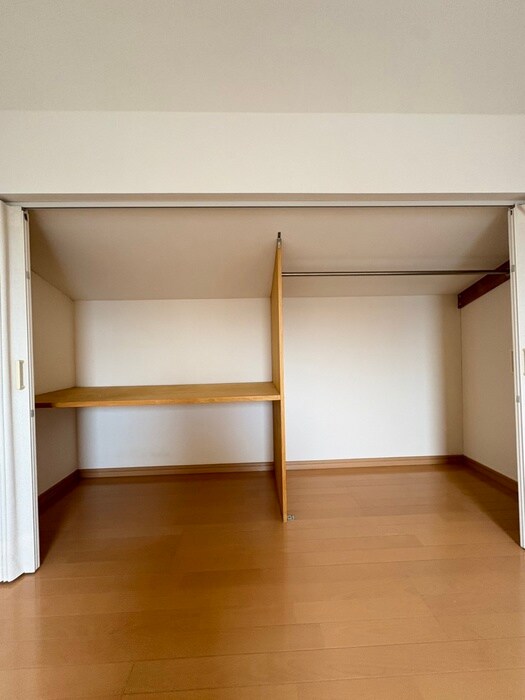 物件内観写真16　(収納)